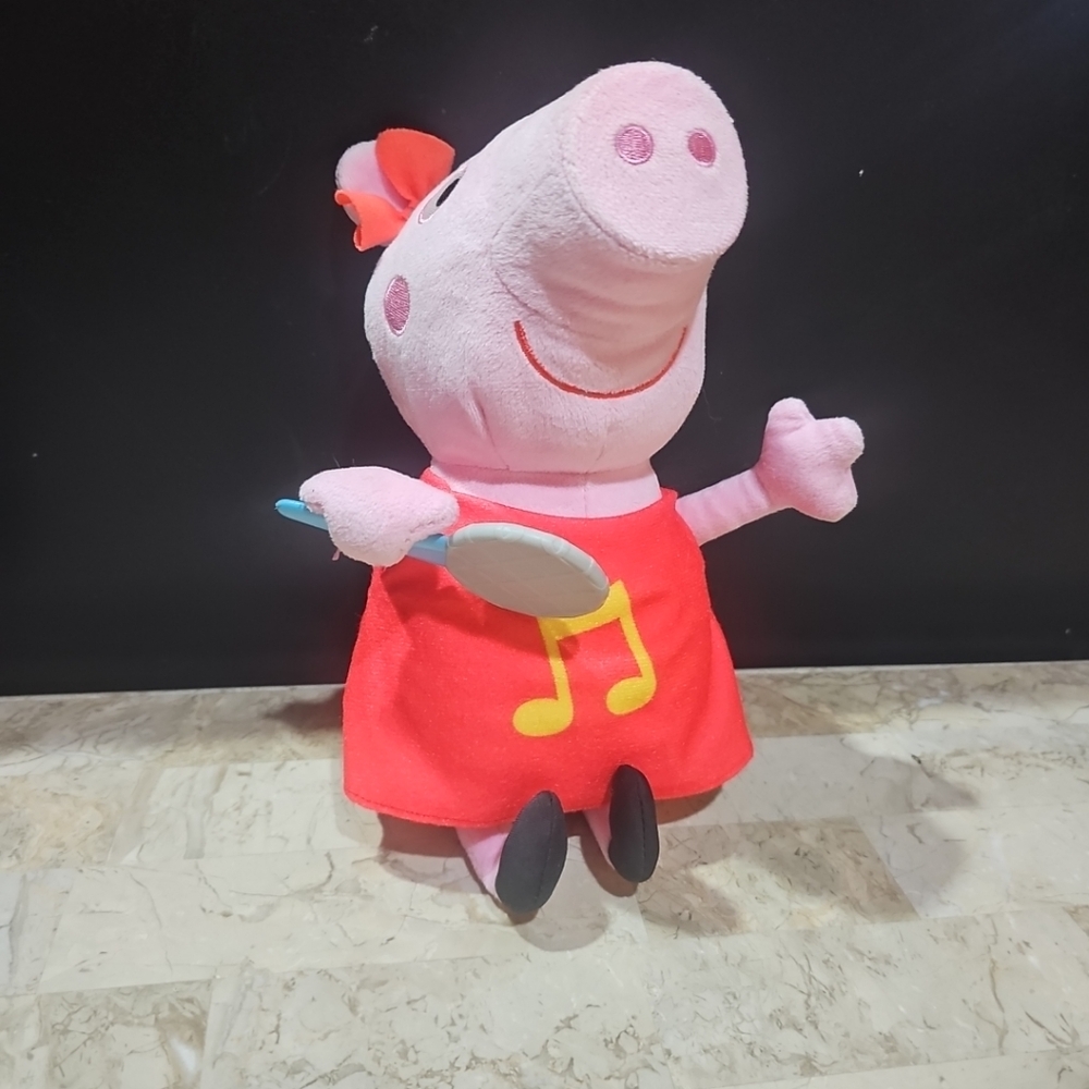 Peppa Pig Oink Along Songs Peppa Singing Plush Stuffed Doll w/ Mic 3 Songs 12”